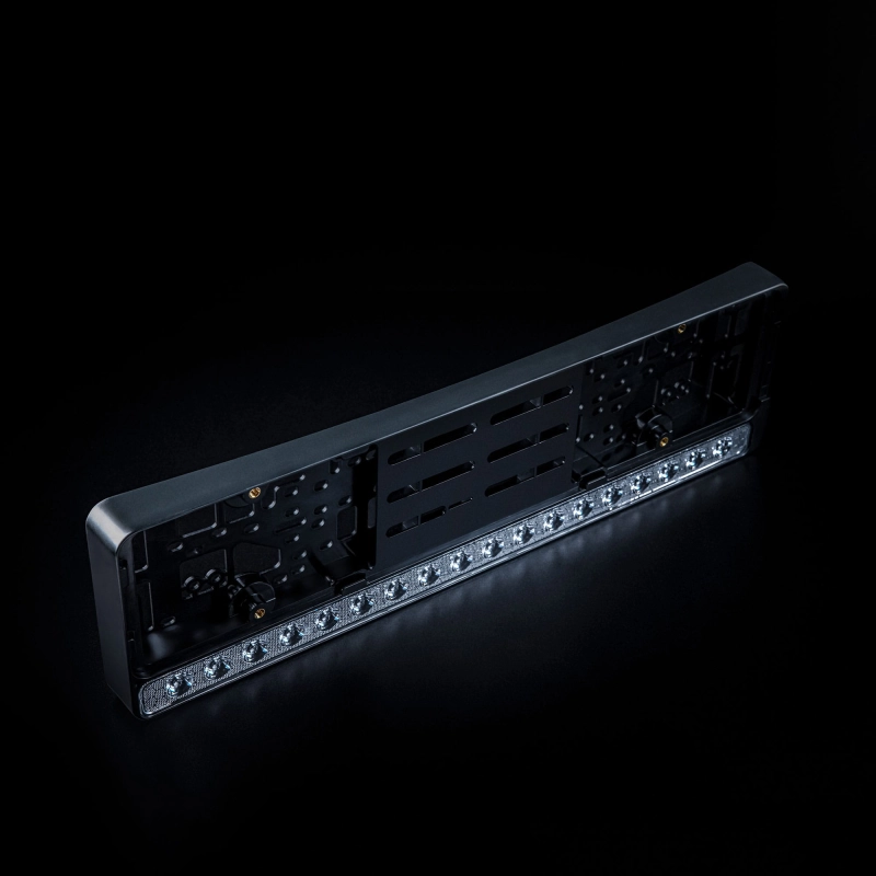 809135studio3x1a08q.jpg
